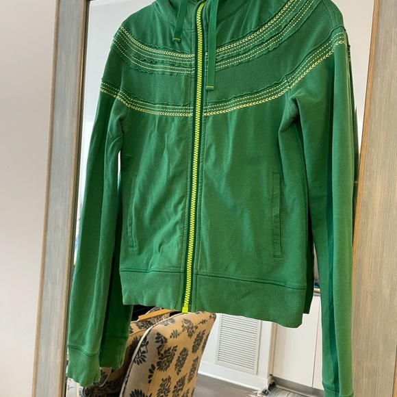 Lulu Lemon zip up hoodie - Picture 2 of 3